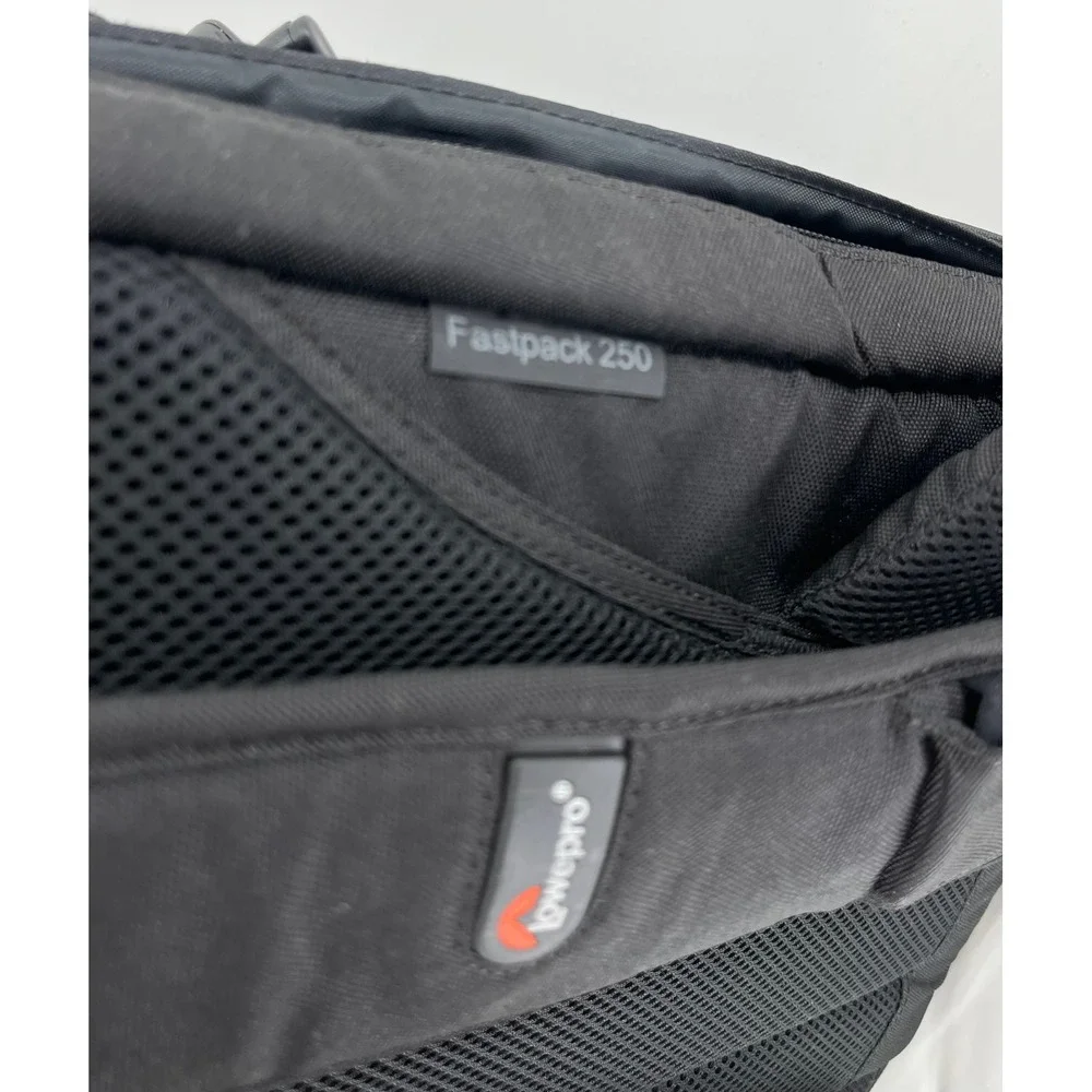 Lowepro Fastpack 250 DSLR Camera Backpack‎ Black Laptop Sleeve Side Access Bag